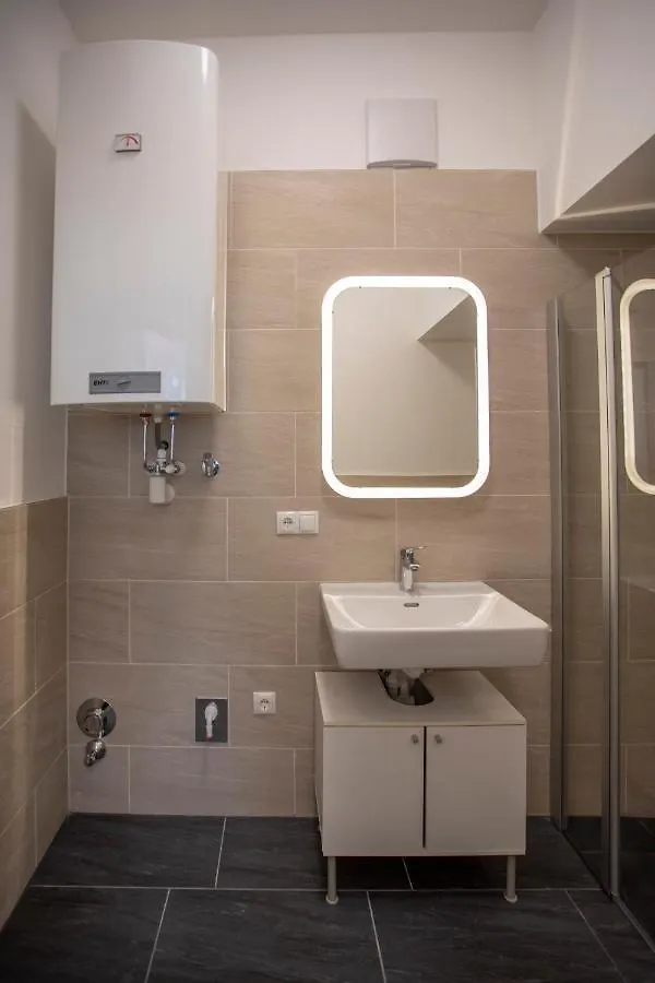 Cozy 1-Bedroom Apartment In Innsbruck Center