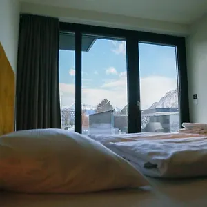 Apart-hotel Blackhome East I Contactless Check-in, Innsbruck